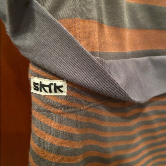 NWT striped asymmetrical tank - salmon/ medium gray. fun & sophisticated design - Picture 3 of 5